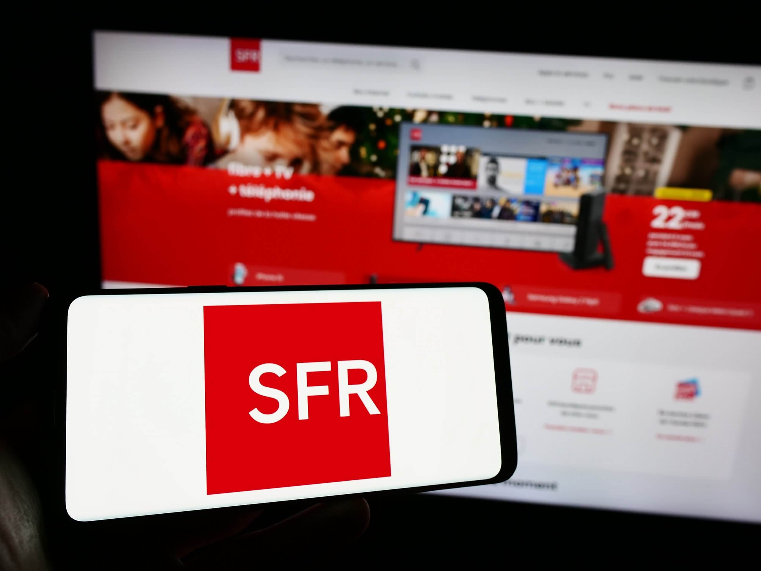 Vente de SFR : face aux risques de plan social, comment protéger les salariés ?